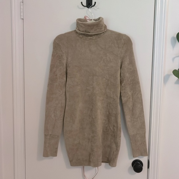 HOUSE OF CB Taya Long Sleeve Curvy Turtleneck Chenille Minidress Taupe Musk::NEW - Picture 5 of 6